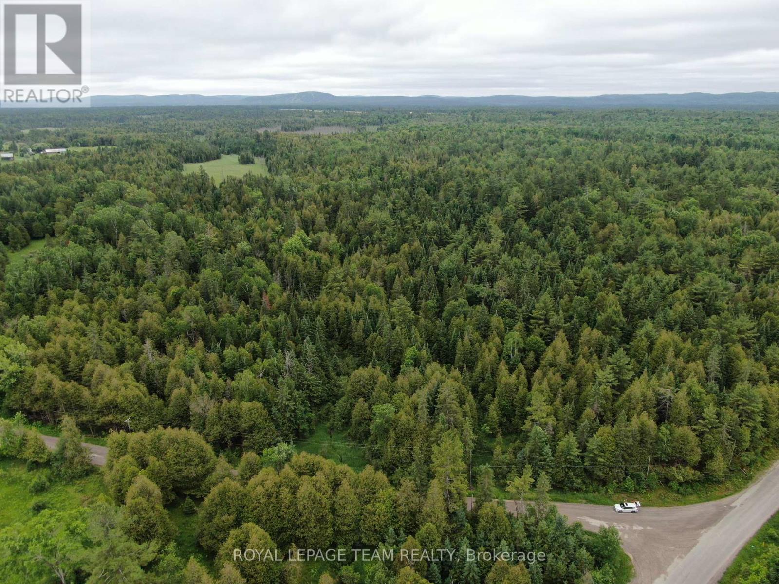 00 PUCKER STREET, Greater Madawaska, Ontario