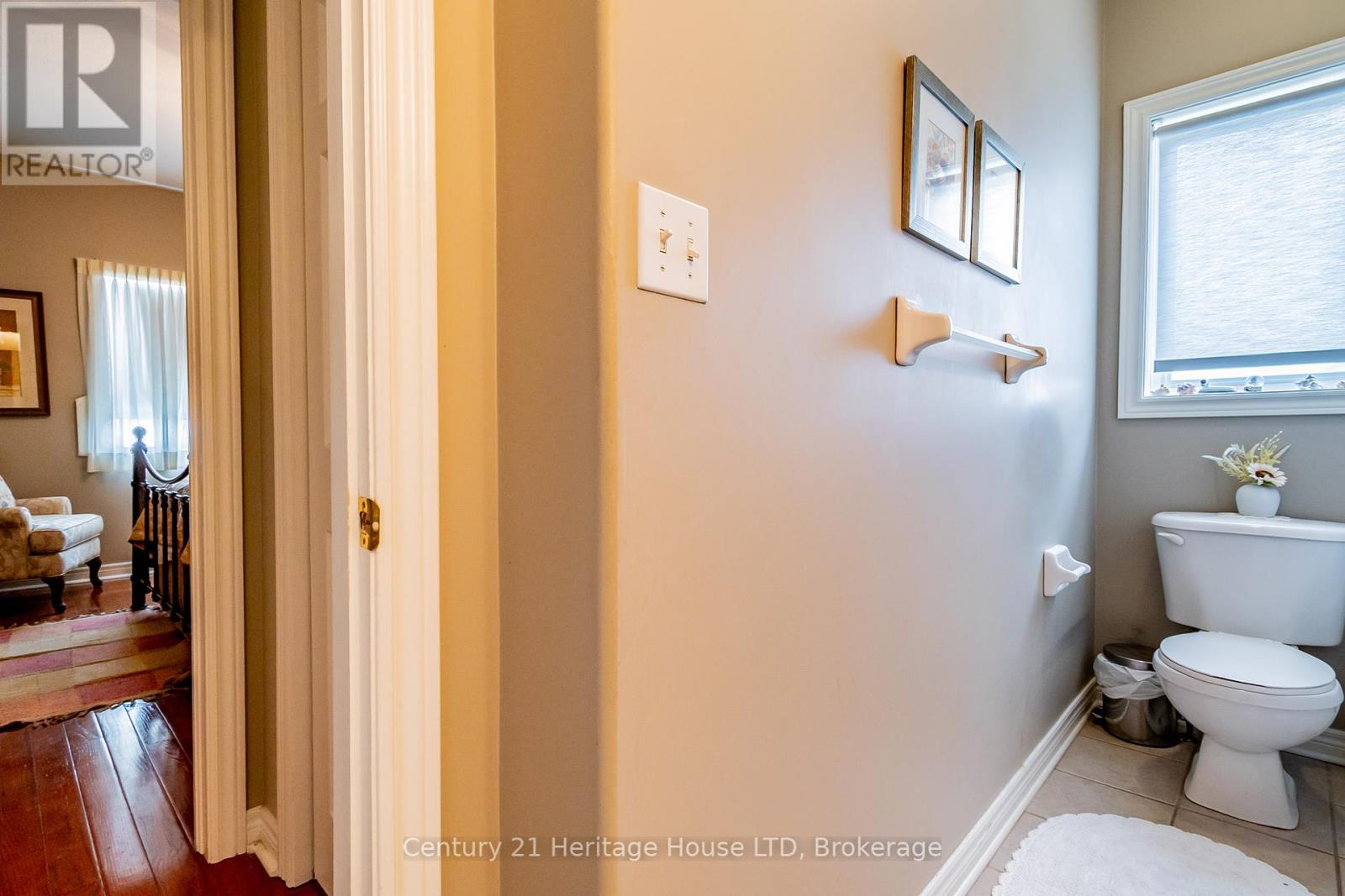 180 Oakcrest Avenue, Welland, Ontario  L3C 7K3 - Photo 14 - X12081415