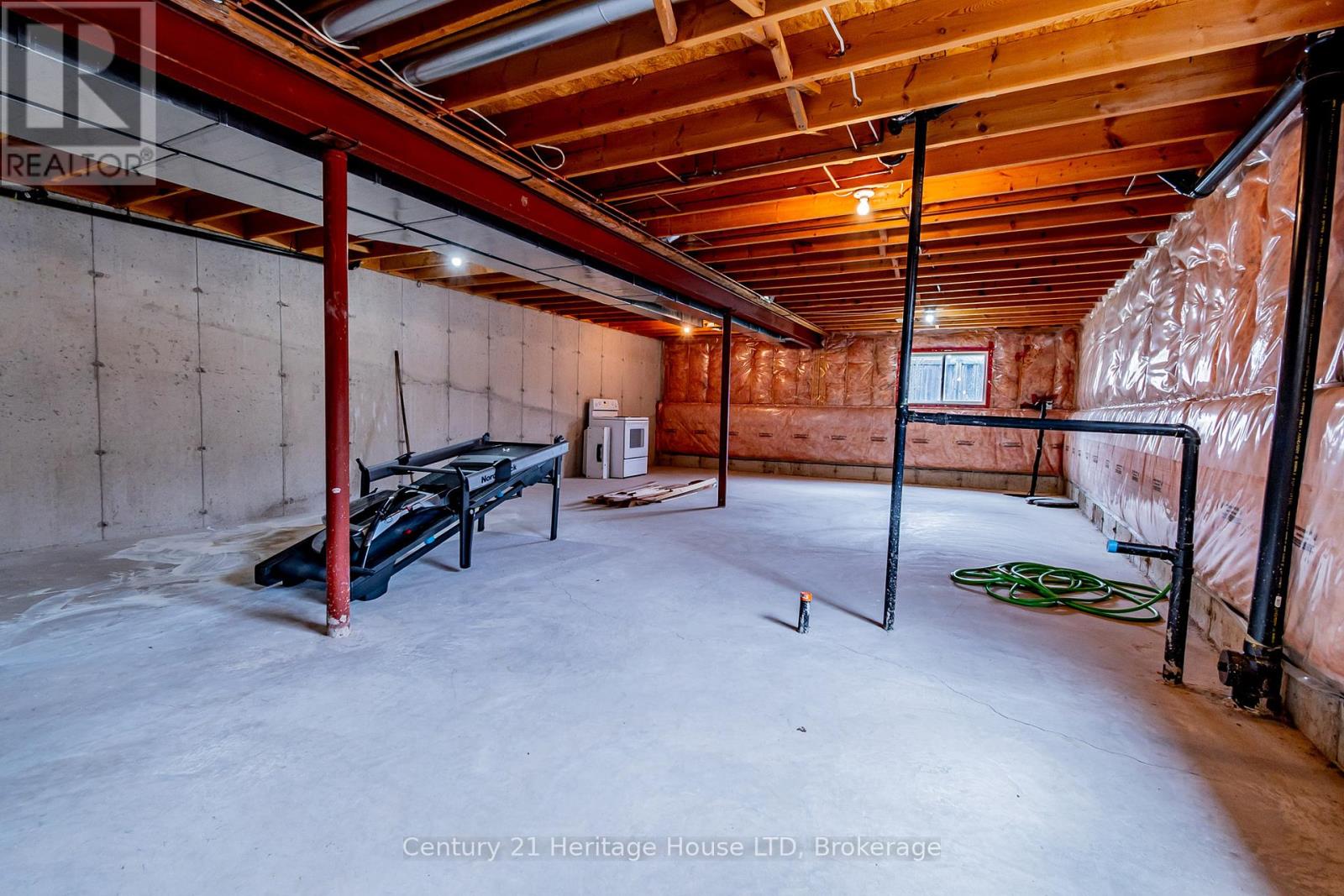 180 Oakcrest Avenue, Welland, Ontario  L3C 7K3 - Photo 24 - X12081415