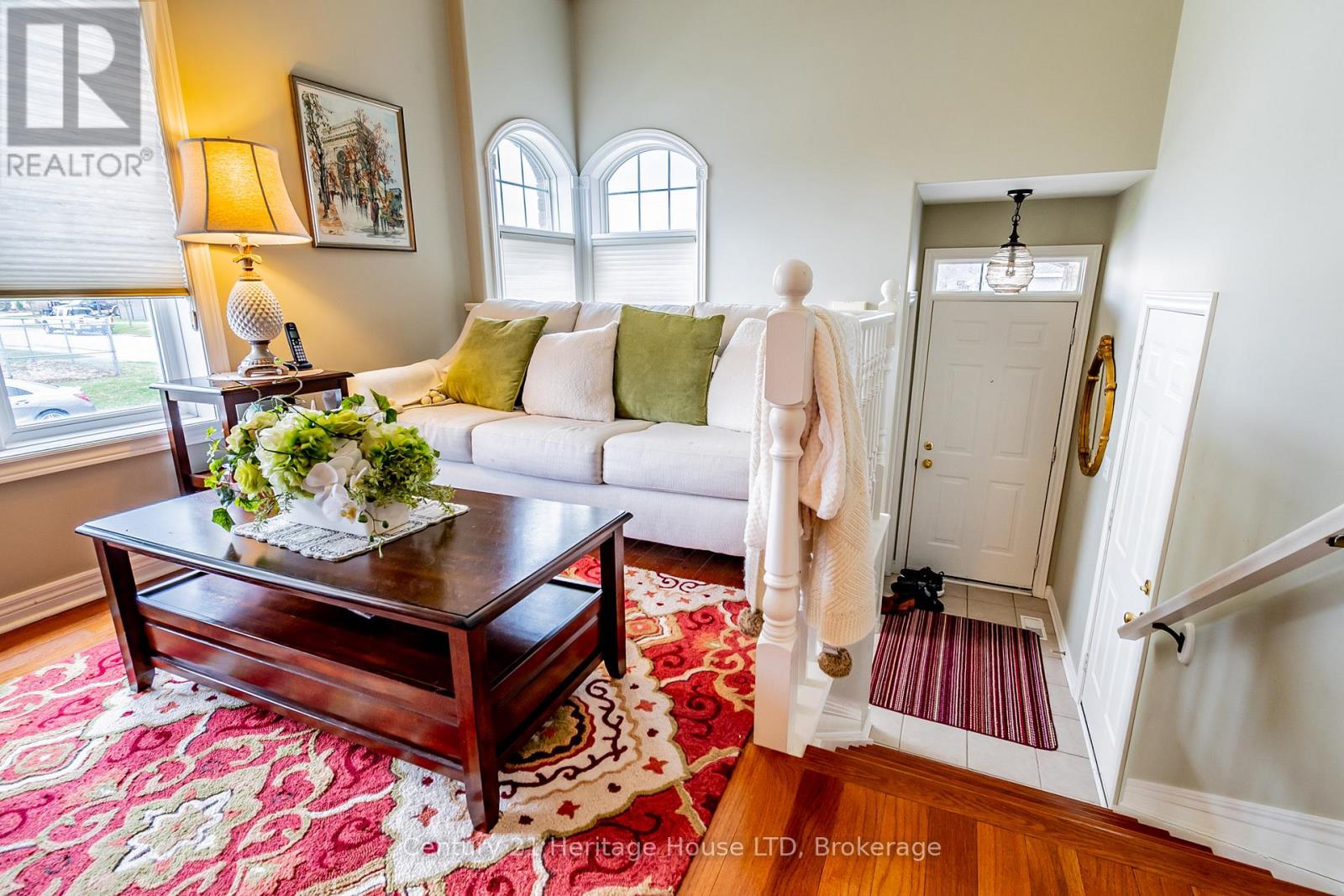 Property at 180 OAKCREST AVENUE image 3