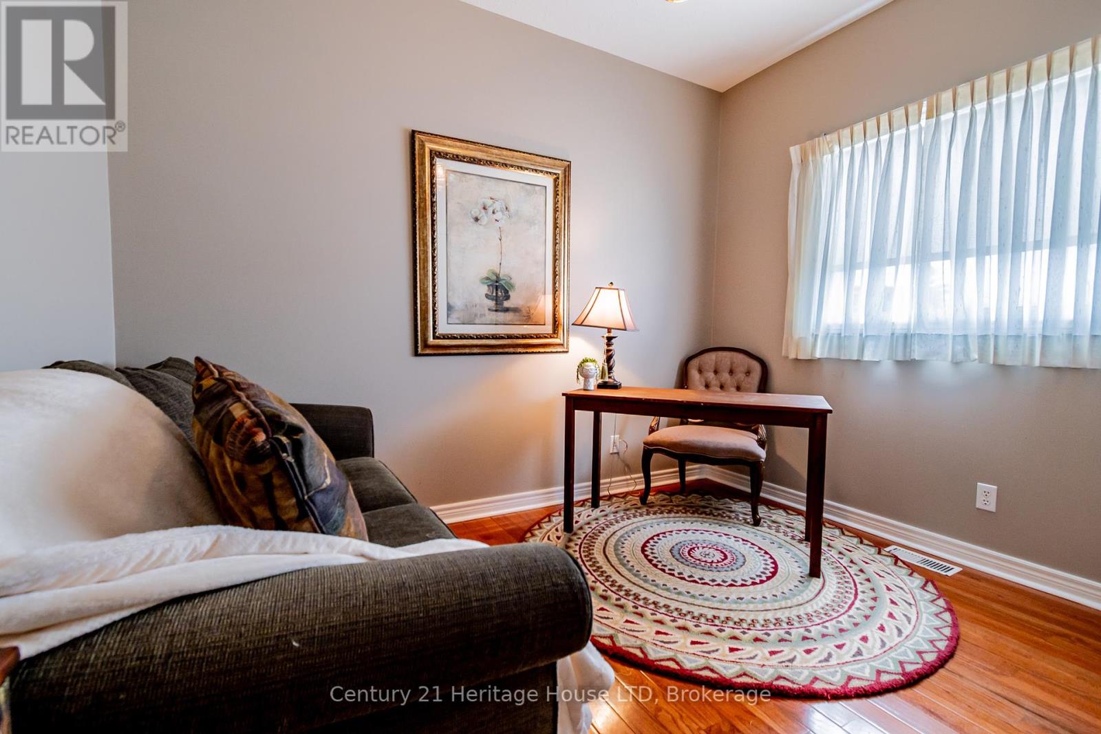 180 Oakcrest Avenue, Welland, Ontario  L3C 7K3 - Photo 7 - X12081415