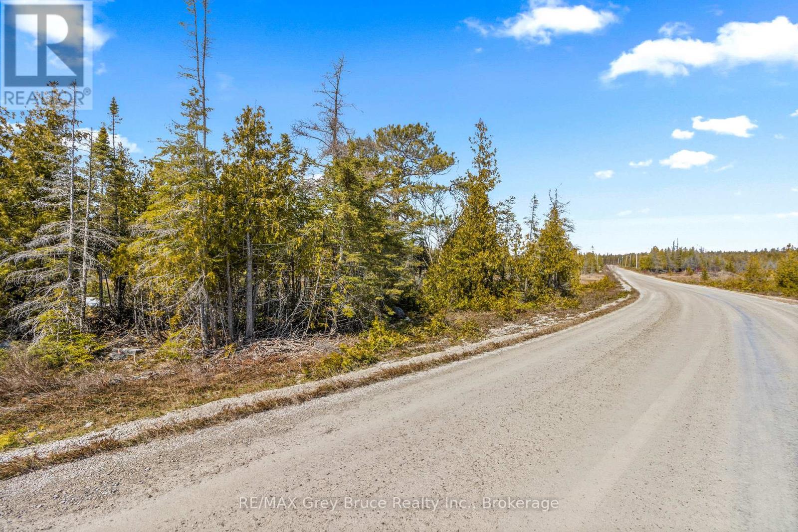 23 Pedwell Drive, Northern Bruce Peninsula, Ontario  N0H 2R0 - Photo 11 - X12081302