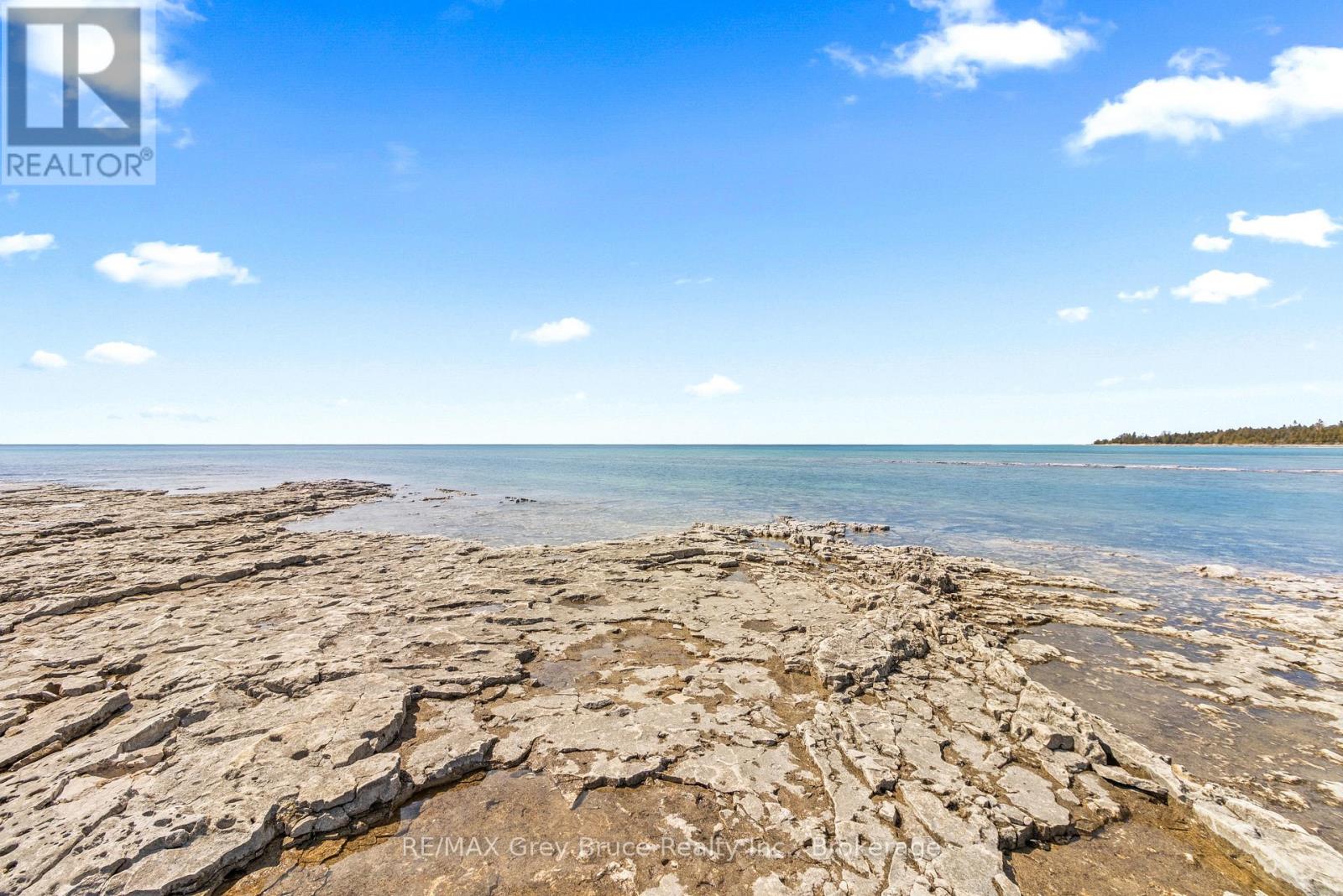23 Pedwell Drive, Northern Bruce Peninsula, Ontario  N0H 2R0 - Photo 27 - X12081302