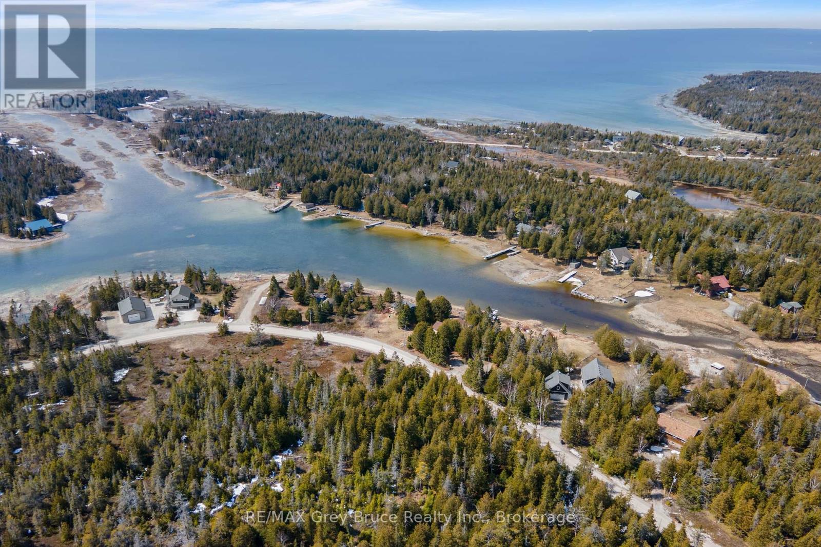 23 Pedwell Drive, Northern Bruce Peninsula, Ontario  N0H 2R0 - Photo 42 - X12081302