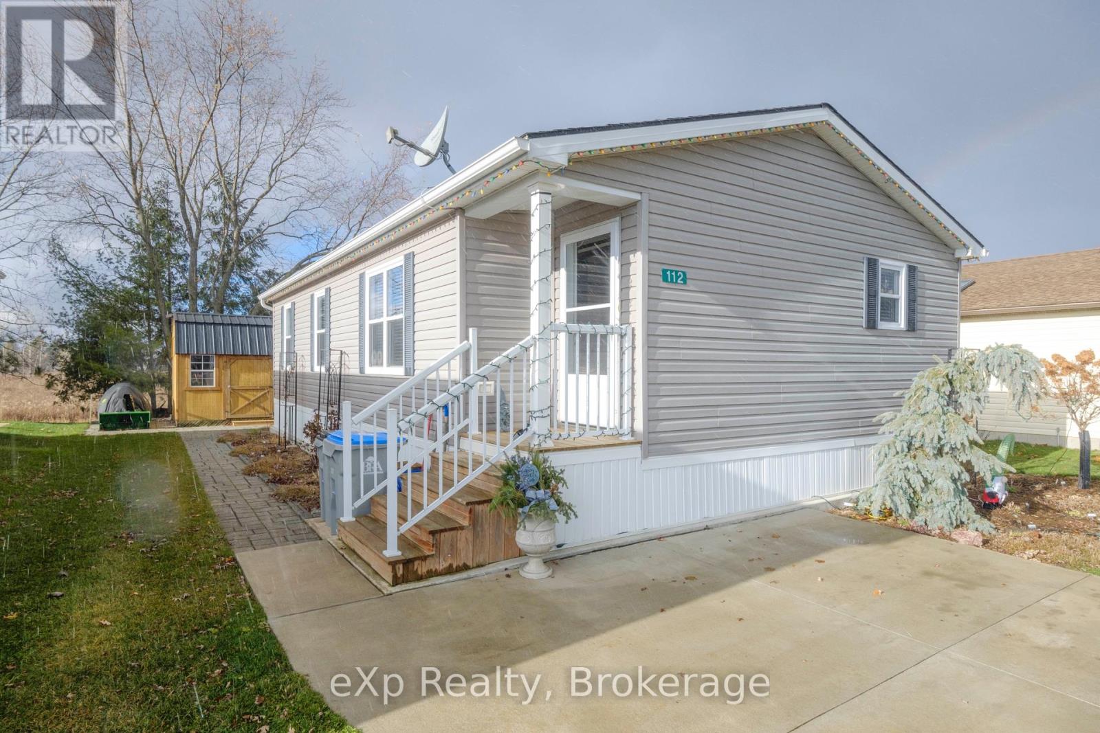 112 Meadowview Lane, North Perth, Ontario  N4W 3G8 - Photo 12 - X12081332