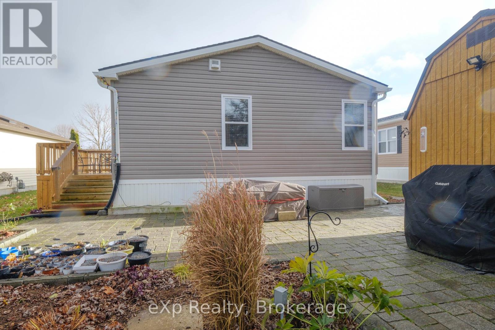 112 Meadowview Lane, North Perth, Ontario  N4W 3G8 - Photo 14 - X12081332