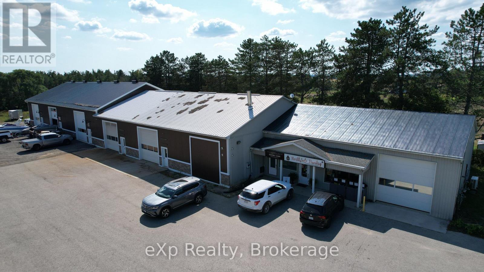 7 Bruce Road 22, Brockton, Ontario  N4N 3B9 - Photo 2 - X12081338