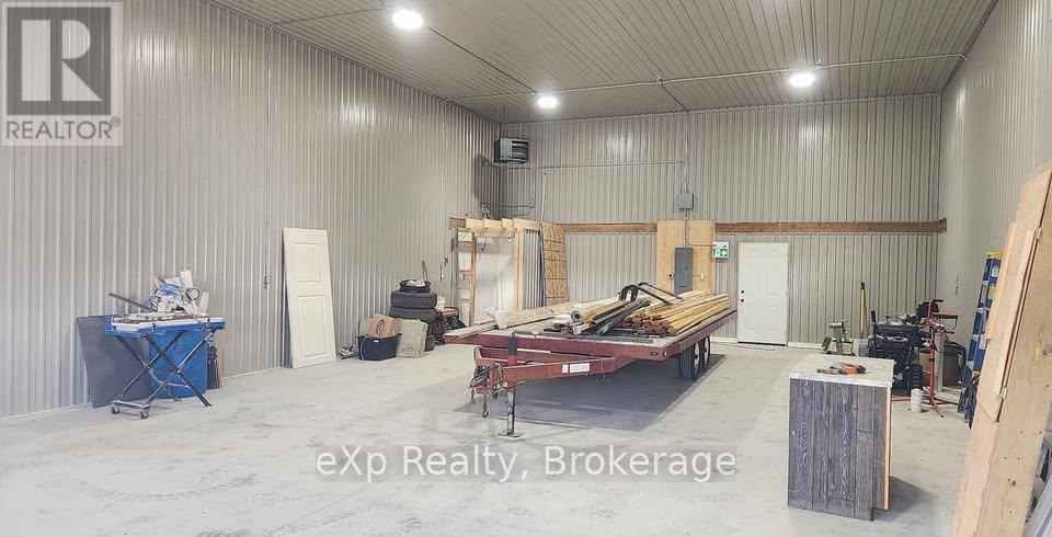 7 Bruce Road 22, Brockton, Ontario  N4N 3B9 - Photo 3 - X12081338