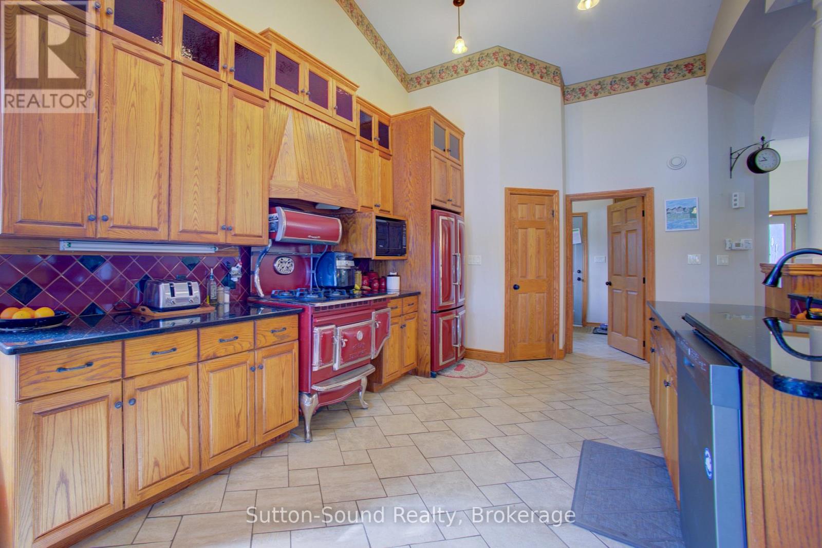 122 Mccullough Lake Drive, Chatsworth, Ontario  N0H 2V0 - Photo 13 - X12081404