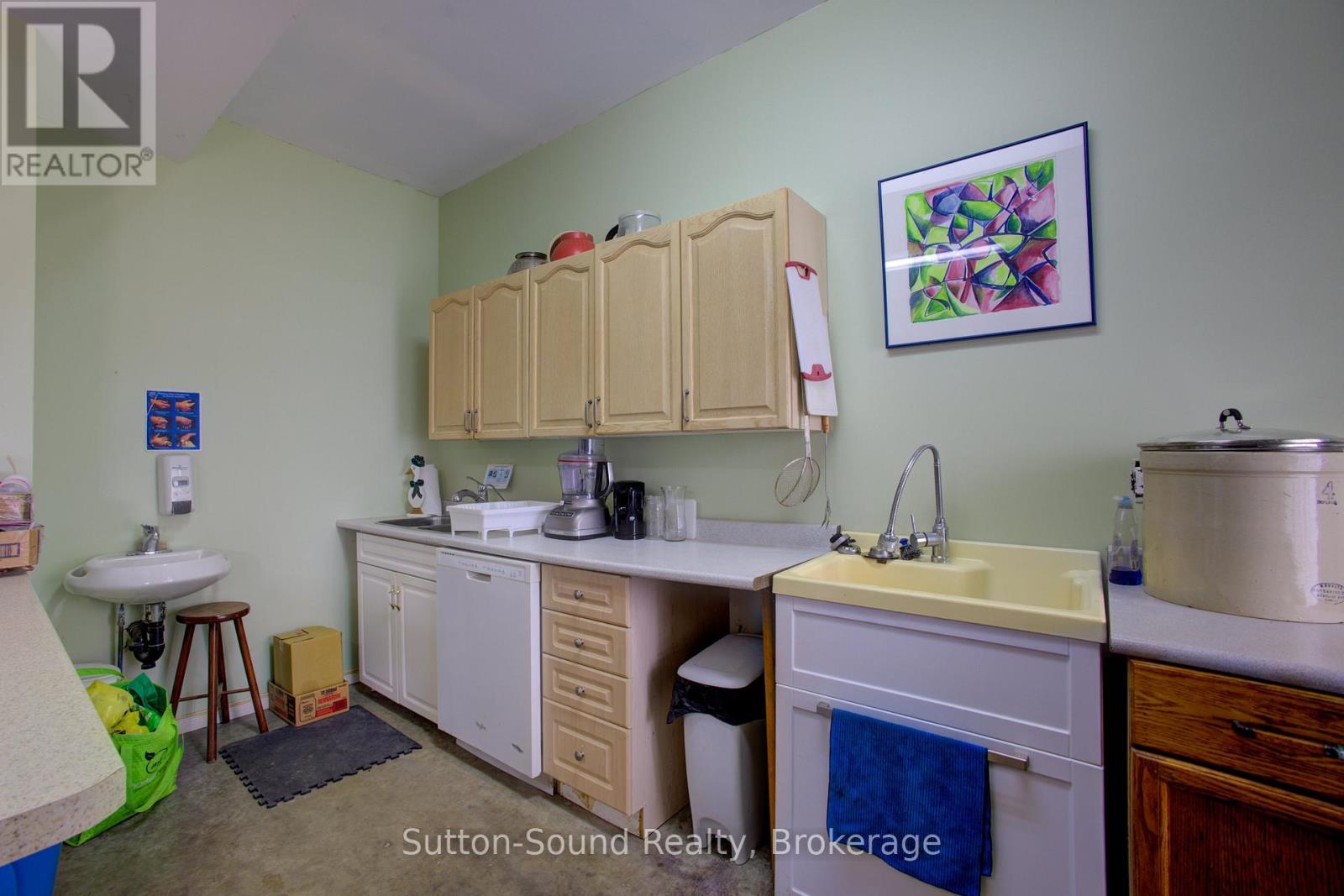 122 Mccullough Lake Drive, Chatsworth, Ontario  N0H 2V0 - Photo 33 - X12081404