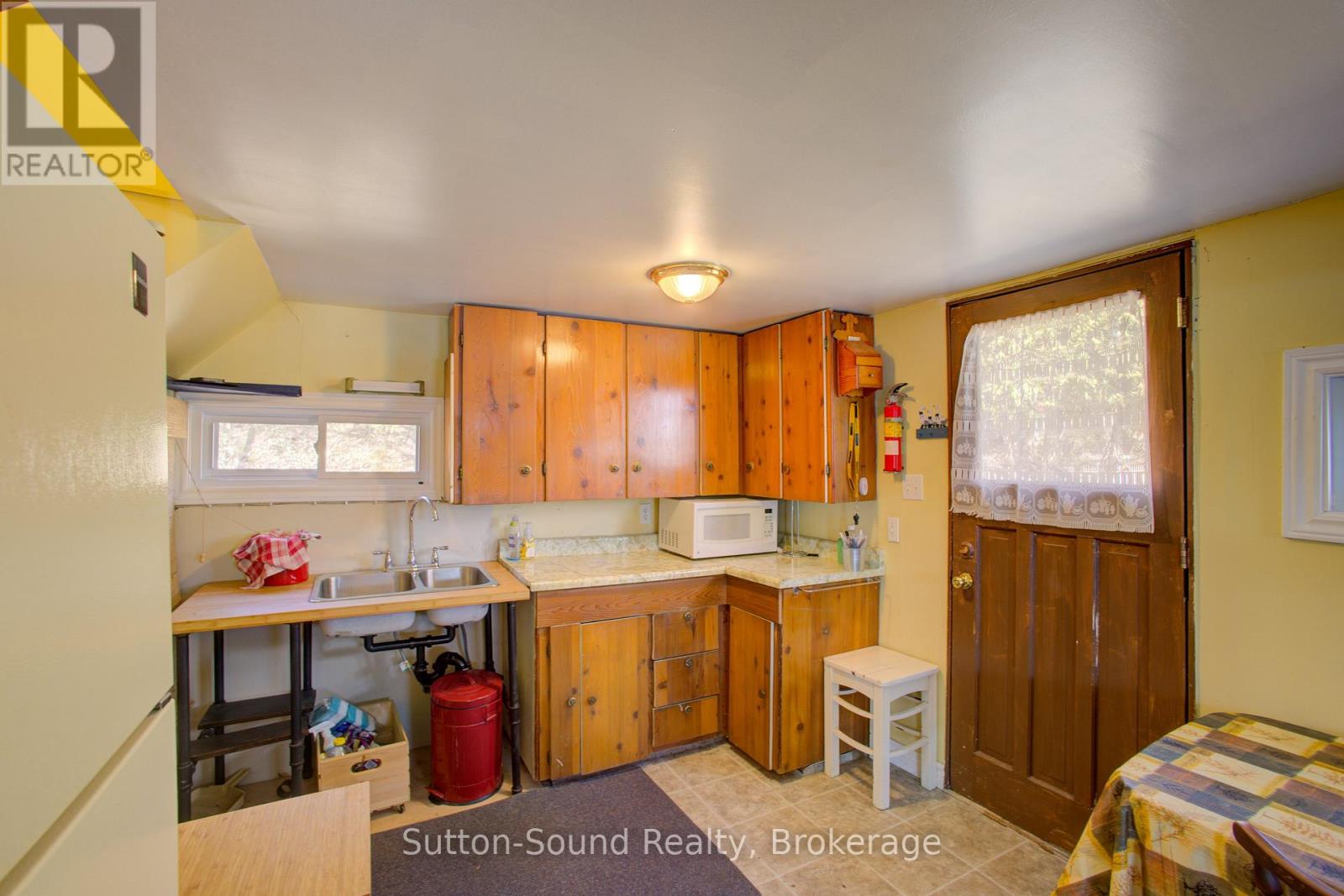 122 Mccullough Lake Drive, Chatsworth, Ontario  N0H 2V0 - Photo 38 - X12081404