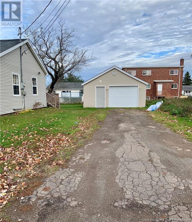 Property at 53 Terris Avenue image 5