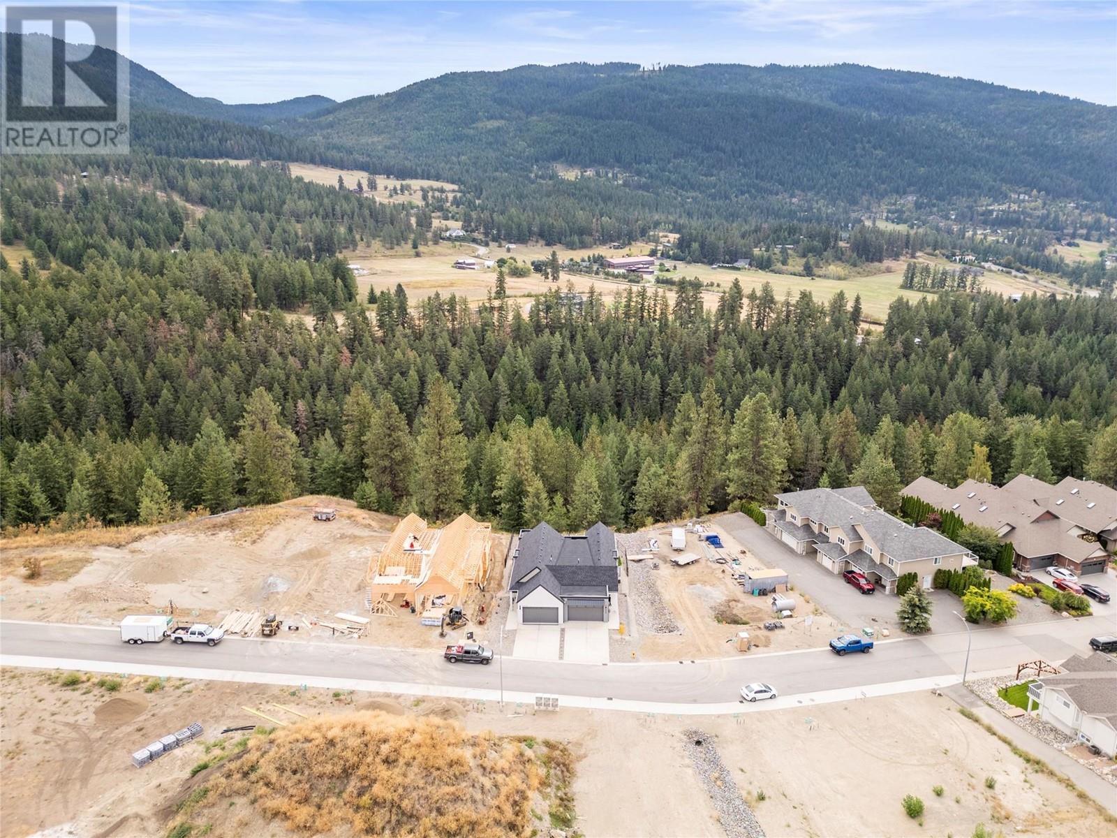 7077 Manning Place, Vernon, British Columbia  V1B 0B6 - Photo 27 - 10343256