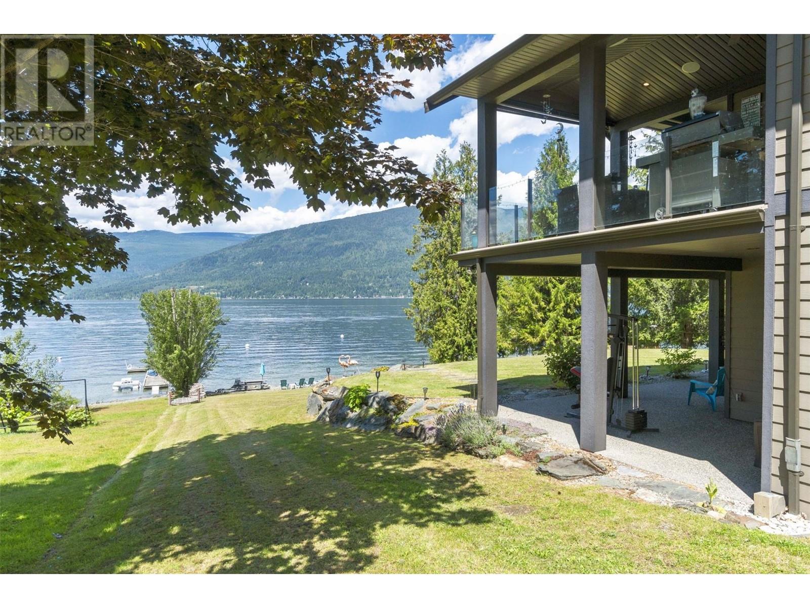 5581 Eagle Bay Road Unit# 8, Eagle Bay, British Columbia  V0E 1T0 - Photo 86 - 10343272