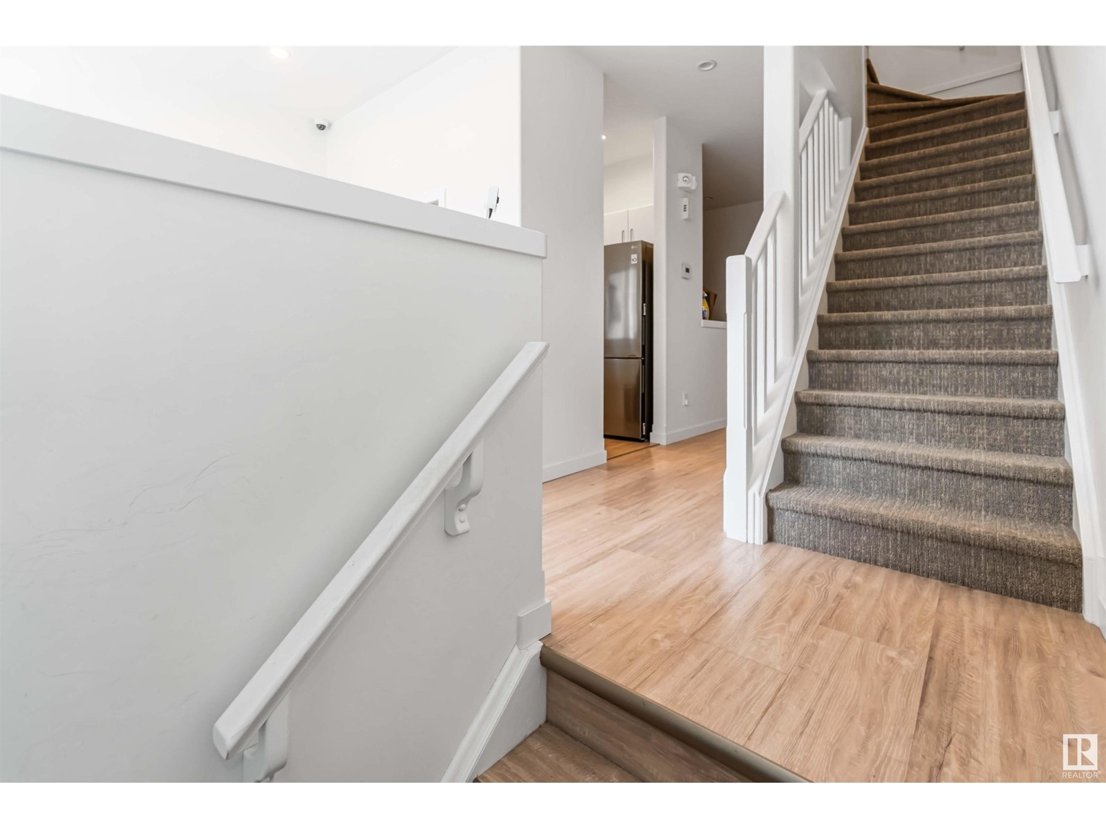 Property at #2 10235 111 ST NW image 4