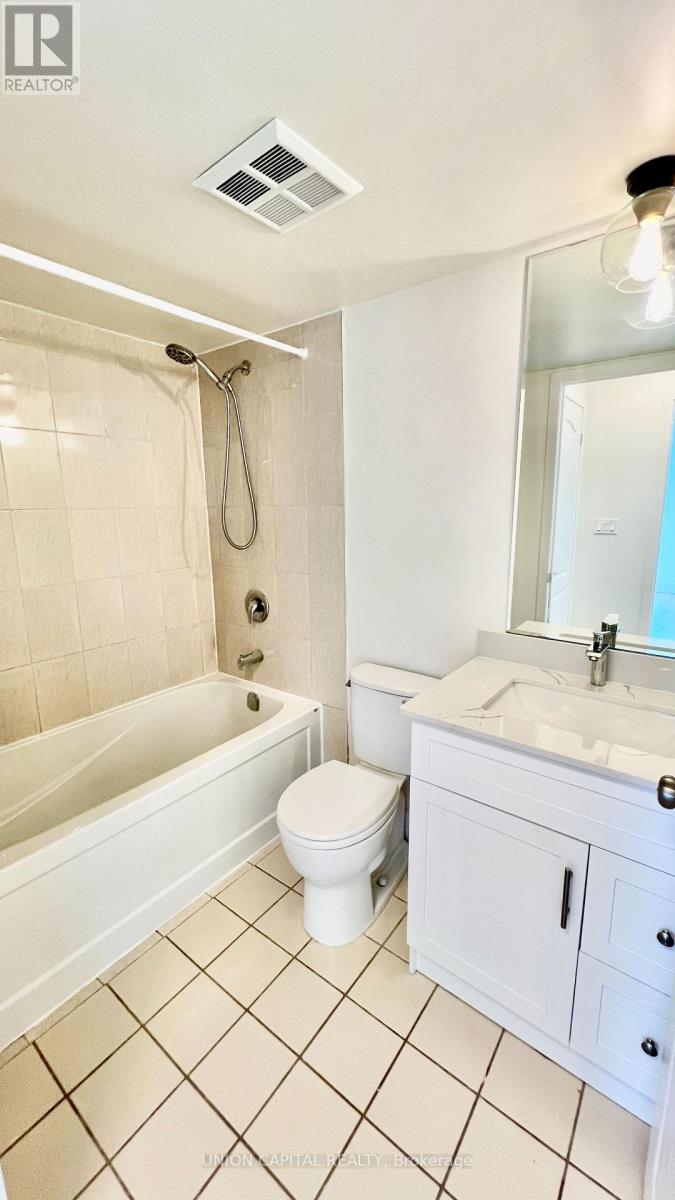 1907 - 38 Lee Centre Drive S, Toronto, Ontario  M1H 3J7 - Photo 13 - E12081296