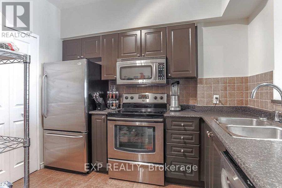 Ph207 - 8 Lee Centre Drive, Toronto, Ontario  M1H 3H8 - Photo 4 - E12081374