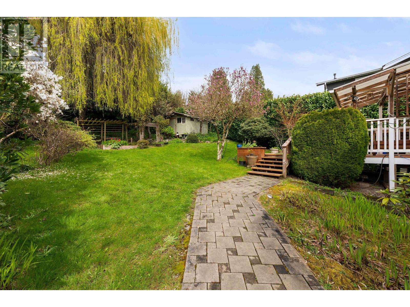 2441 Nelson Avenue, West Vancouver, British Columbia  V7V 2R3 - Photo 31 - R2986769