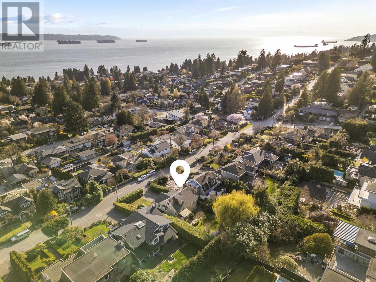 2441 Nelson Avenue, West Vancouver, British Columbia  V7V 2R3 - Photo 9 - R2986769