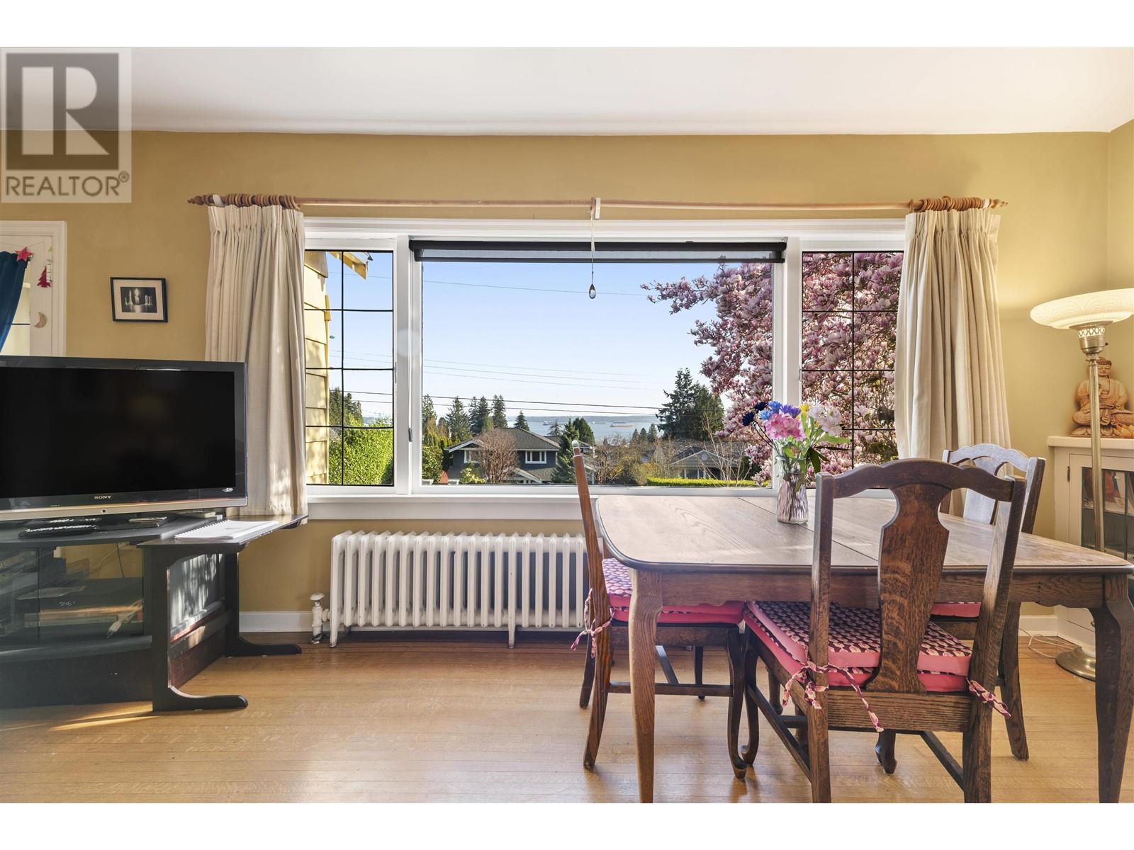 2441 Nelson Avenue, West Vancouver, British Columbia  V7V 2R3 - Photo 12 - R2986769
