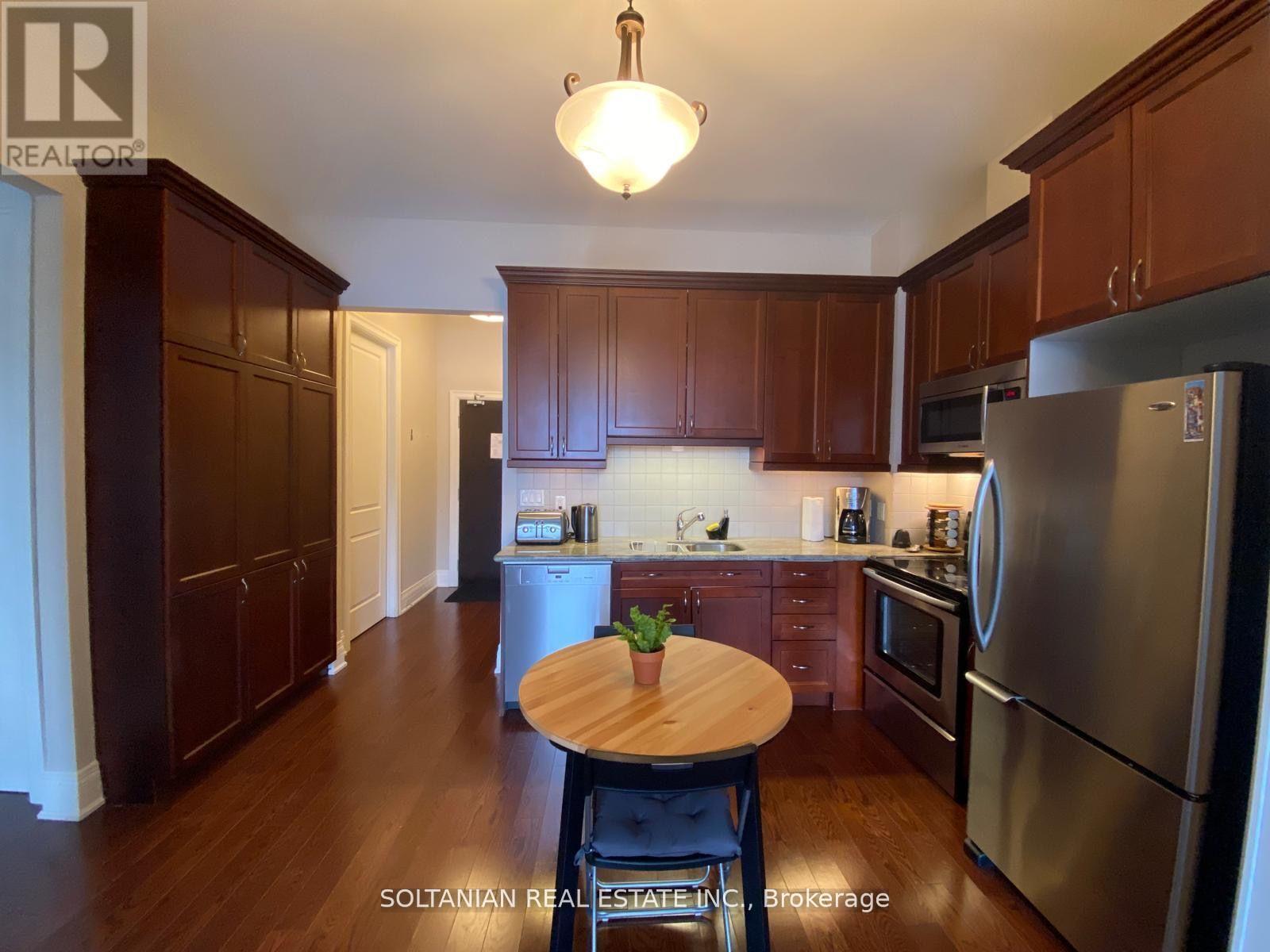 425 - 80 Burns Boulevard, King, Ontario  L7B 0B3 - Photo 12 - N12081319