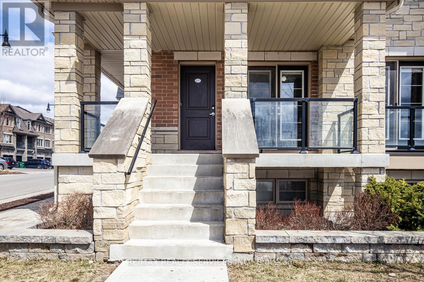 117 - 200 Veterans Drive, Brampton (Northwest Brampton), Ontario  L7A 4S6 - Photo 2 - W12081339