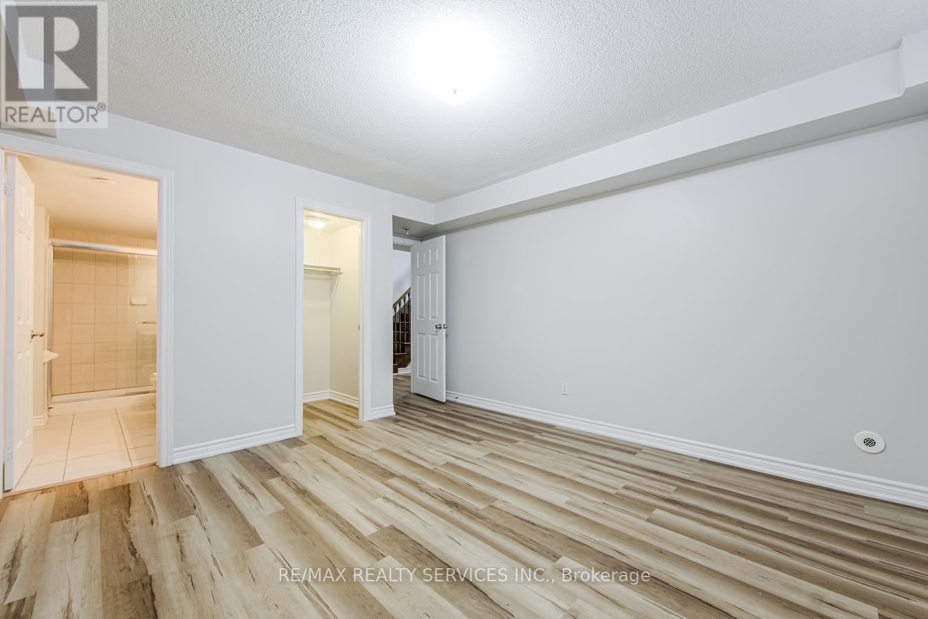 117 - 200 Veterans Drive, Brampton (Northwest Brampton), Ontario  L7A 4S6 - Photo 21 - W12081339