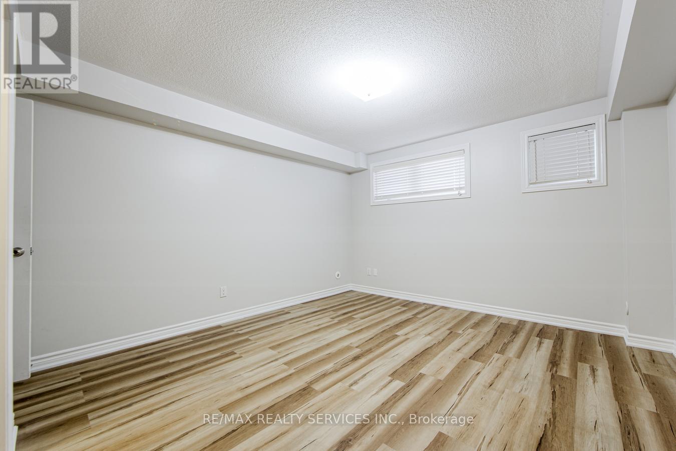 117 - 200 Veterans Drive, Brampton (Northwest Brampton), Ontario  L7A 4S6 - Photo 22 - W12081339