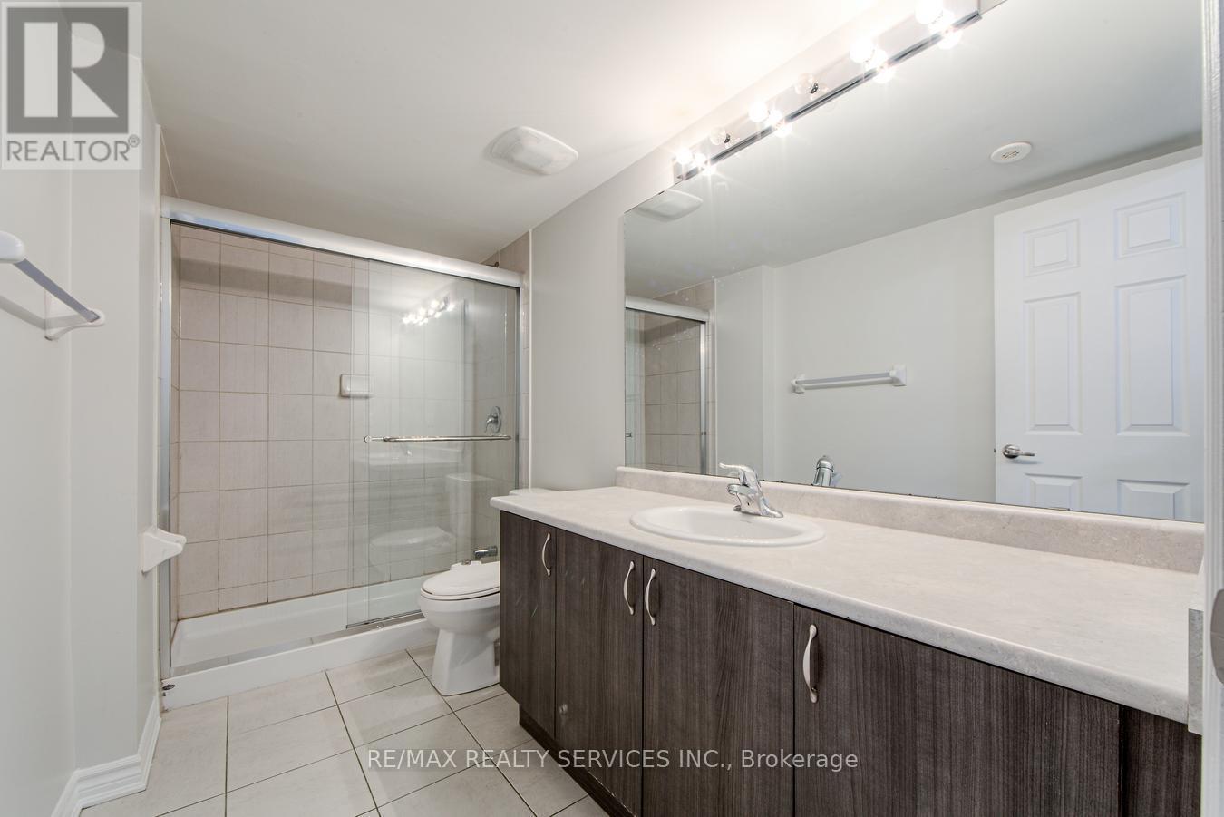 117 - 200 Veterans Drive, Brampton (Northwest Brampton), Ontario  L7A 4S6 - Photo 23 - W12081339