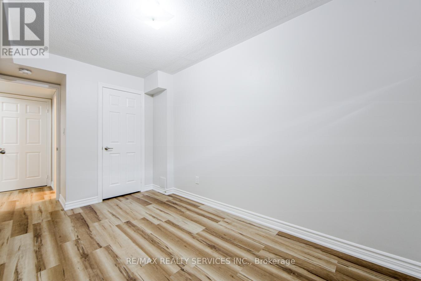 117 - 200 Veterans Drive, Brampton (Northwest Brampton), Ontario  L7A 4S6 - Photo 28 - W12081339