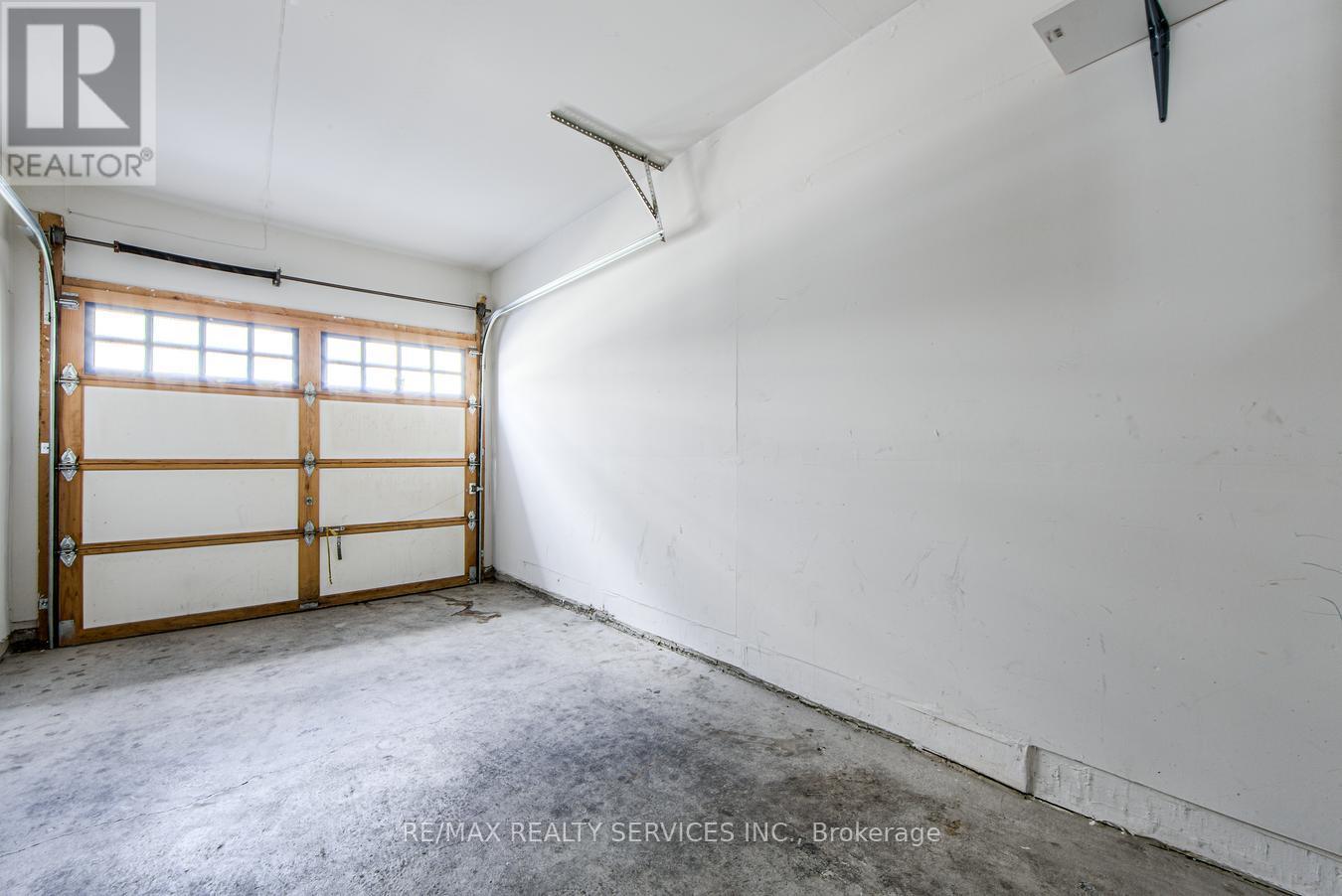117 - 200 Veterans Drive, Brampton (Northwest Brampton), Ontario  L7A 4S6 - Photo 33 - W12081339