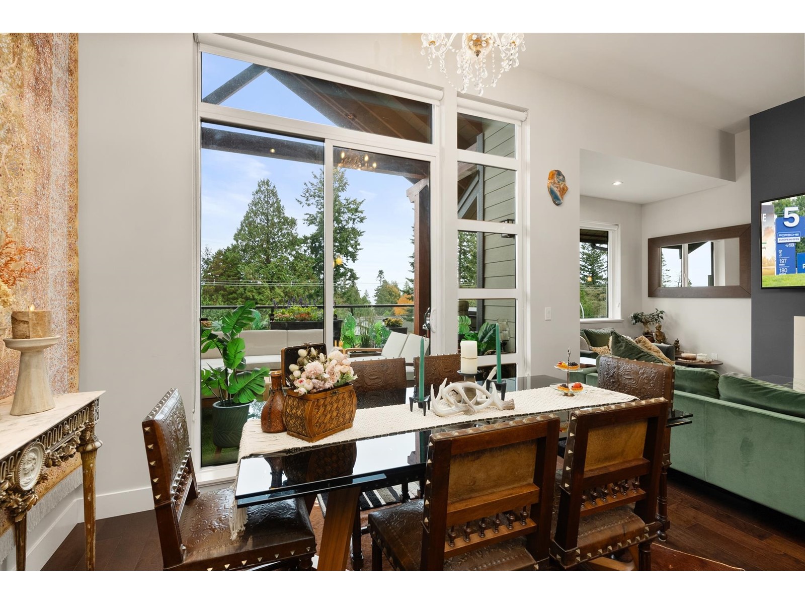 209 13585 16 Avenue, Surrey, British Columbia  V4A 1P6 - Photo 4 - R2989785