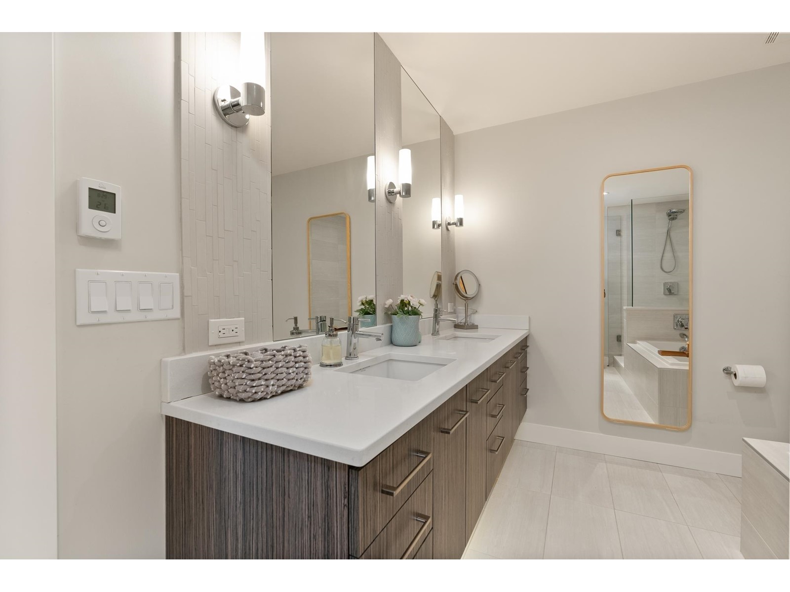 209 13585 16 Avenue, Surrey, British Columbia  V4A 1P6 - Photo 21 - R2989785