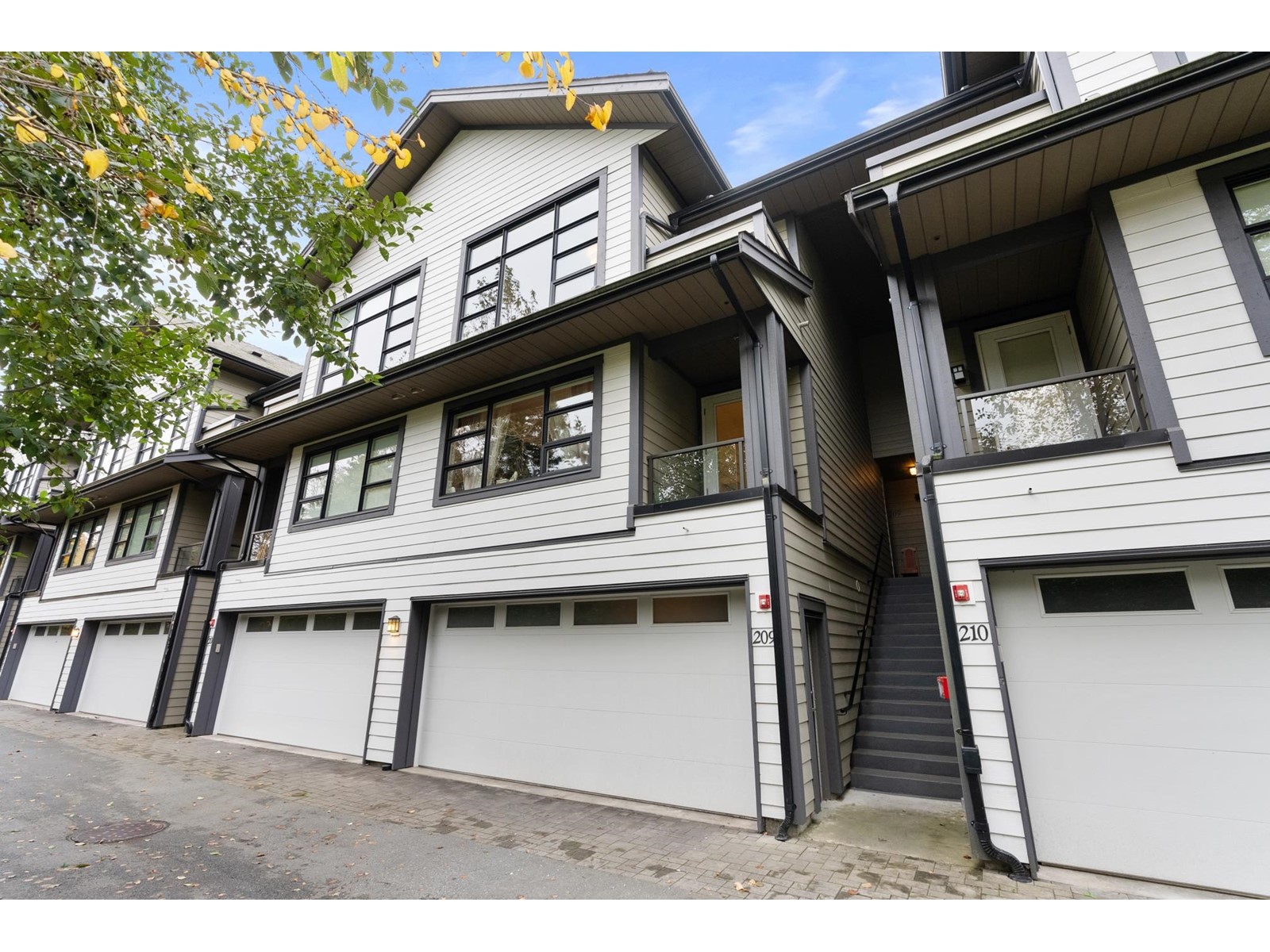 209 13585 16 Avenue, Surrey, British Columbia  V4A 1P6 - Photo 32 - R2989785