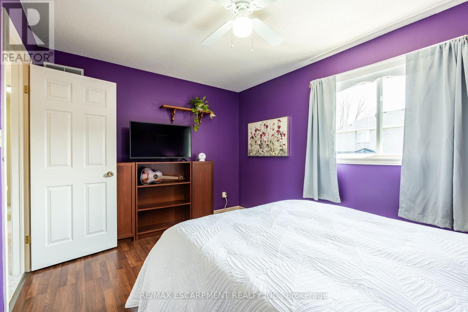 10 Shadowdale Drive, Hamilton, Ontario  L8E 5E7 - Photo 25 - X12081407
