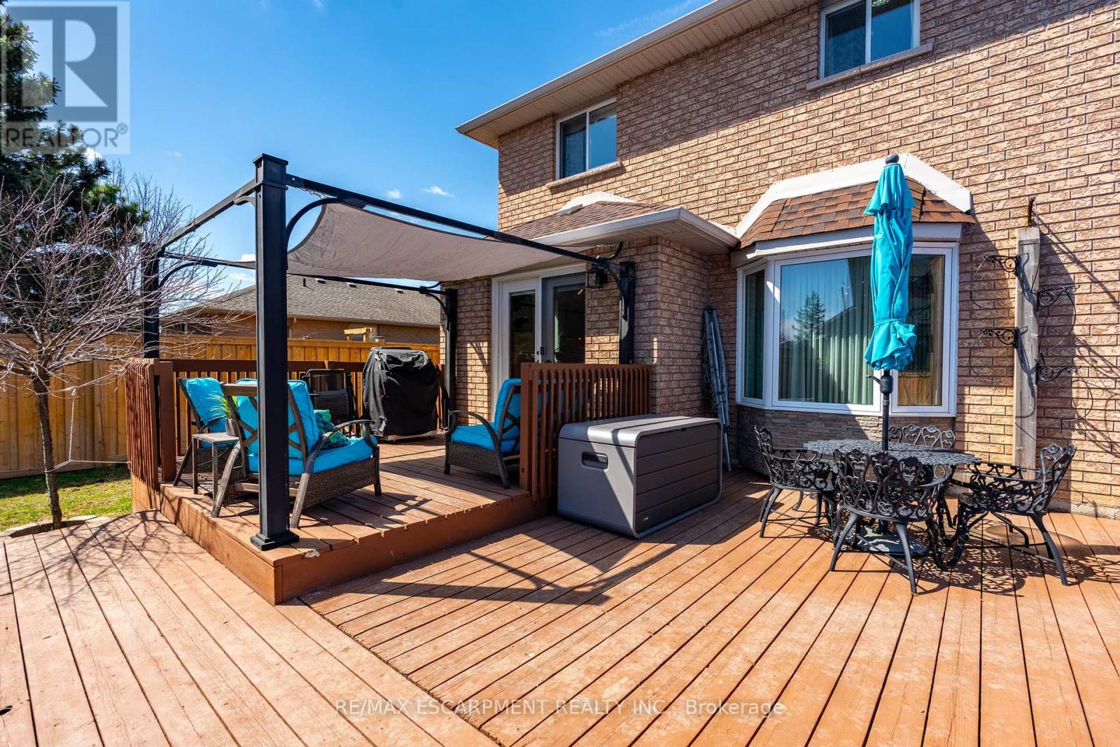 10 Shadowdale Drive, Hamilton, Ontario  L8E 5E7 - Photo 43 - X12081407