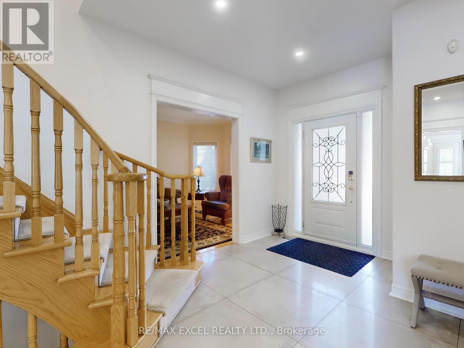 78 Shaftsbury Avenue, Richmond Hill, Ontario  L4C 0R3 - Photo 17 - N12079662