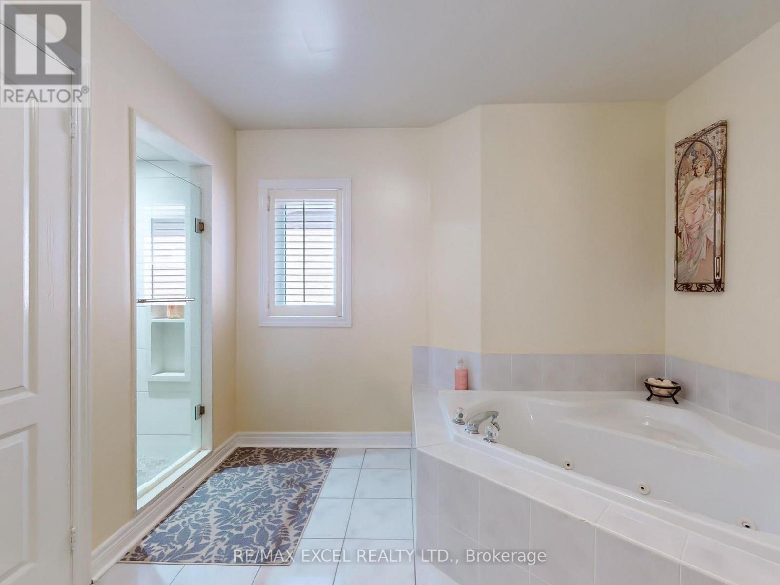 78 Shaftsbury Avenue, Richmond Hill, Ontario  L4C 0R3 - Photo 21 - N12079662