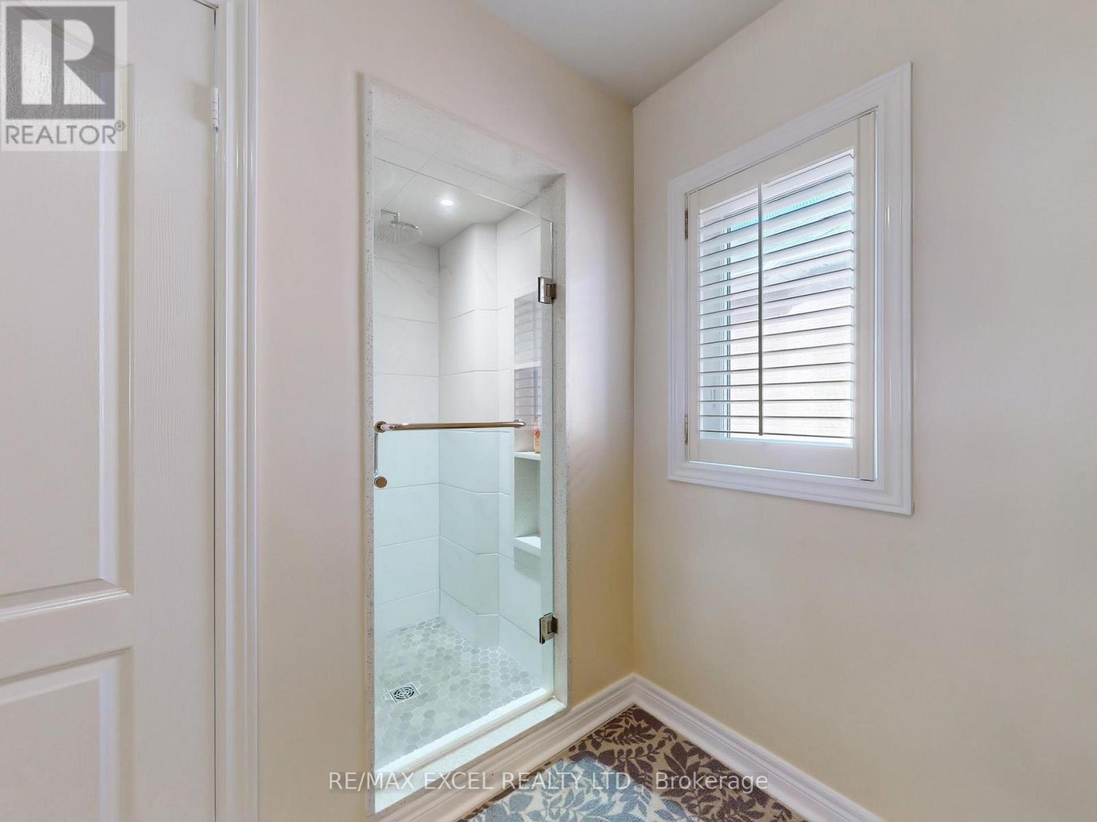 78 Shaftsbury Avenue, Richmond Hill, Ontario  L4C 0R3 - Photo 22 - N12079662