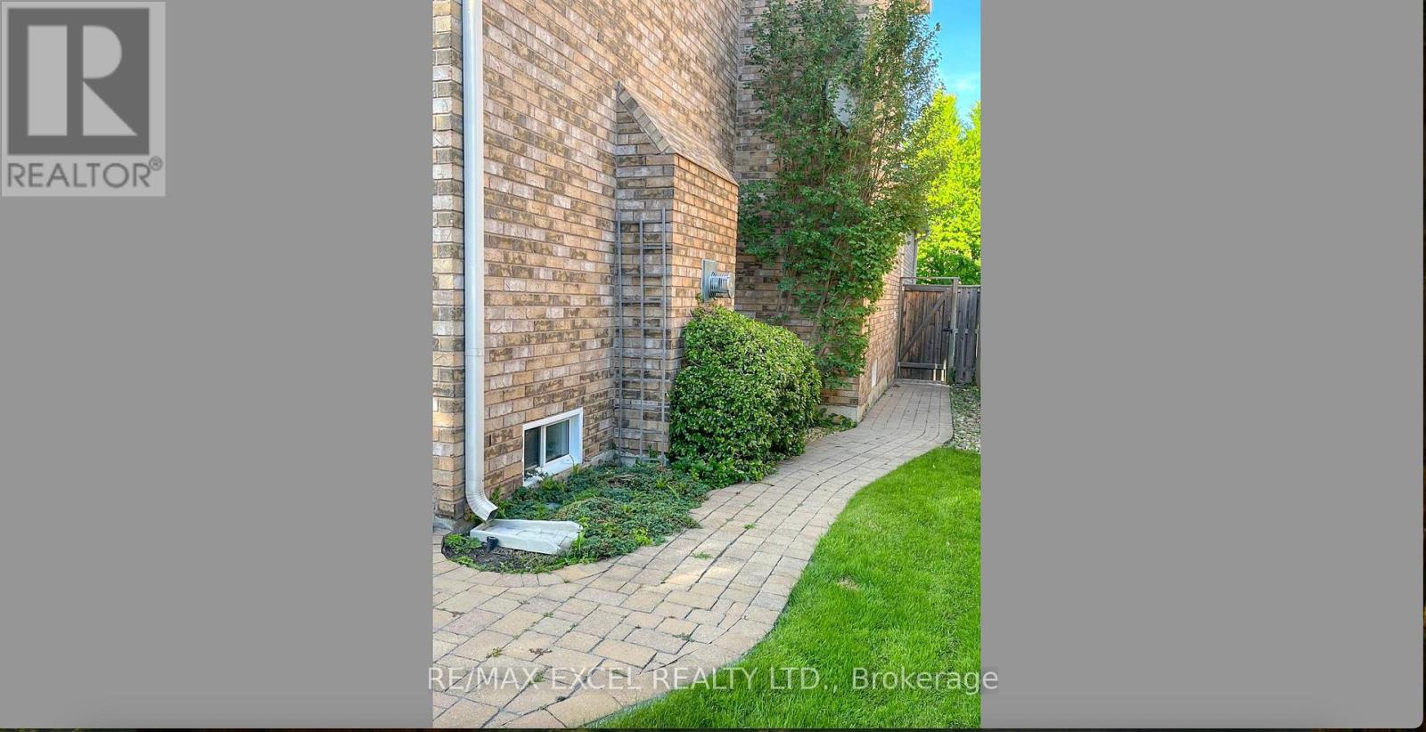 78 Shaftsbury Avenue, Richmond Hill, Ontario  L4C 0R3 - Photo 39 - N12079662