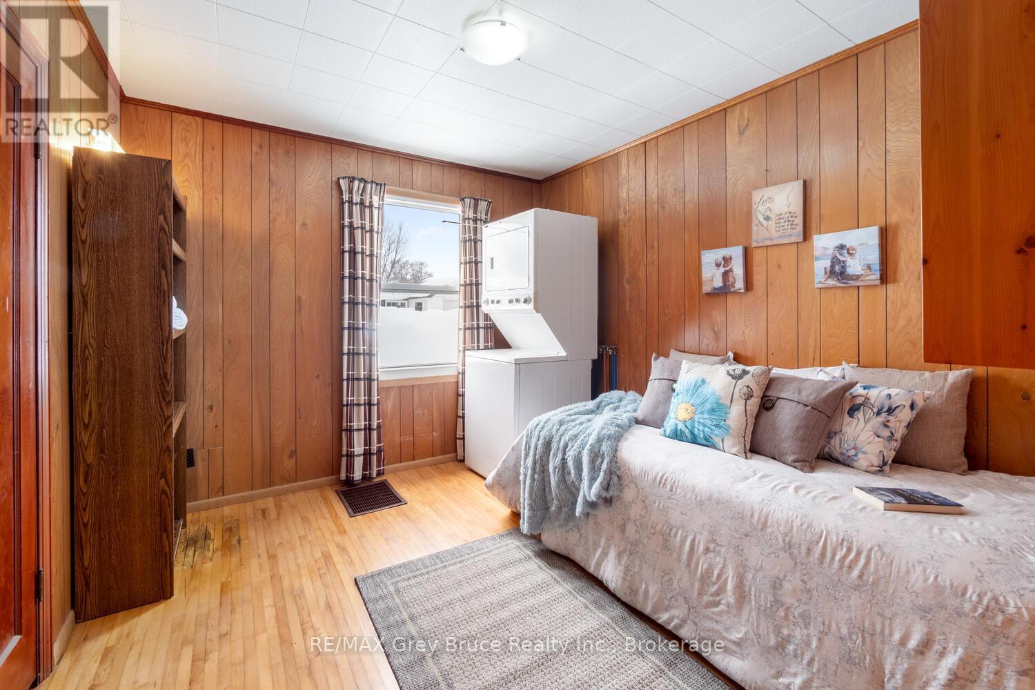 412 Scott Street, South Bruce Peninsula, Ontario  N0H 2T0 - Photo 22 - X12011822