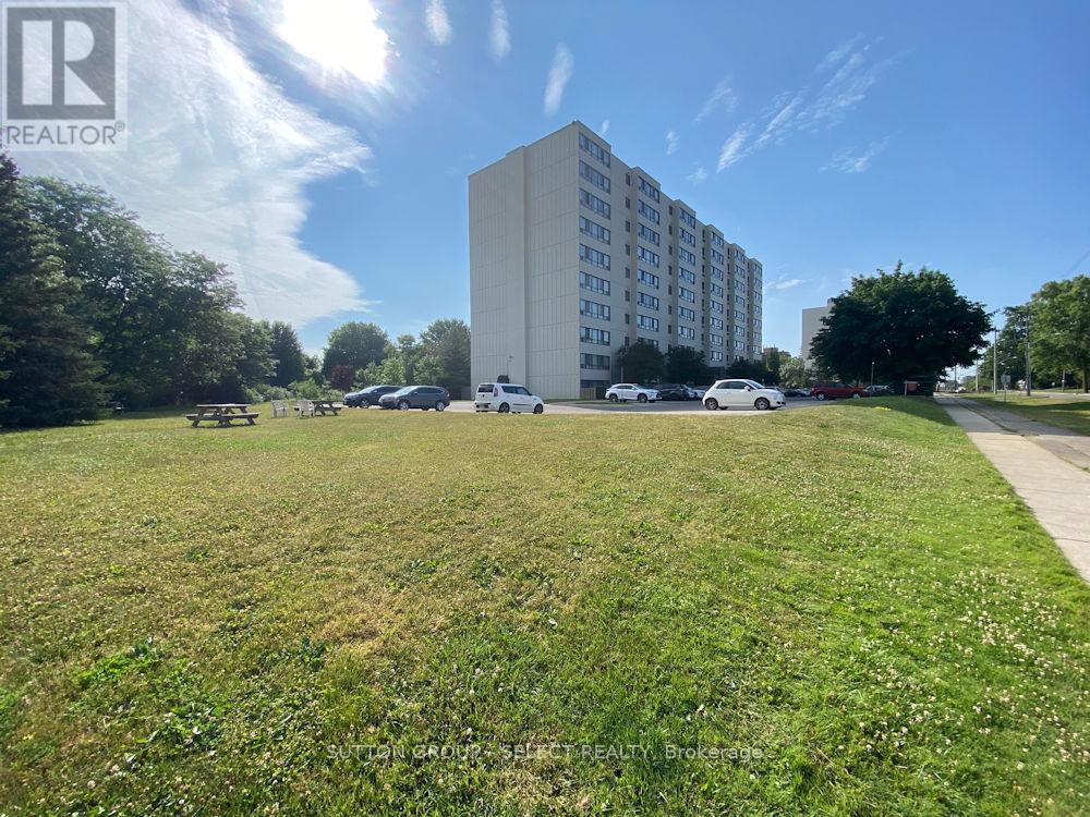 Property at 509 - 1600 ADELAIDE STREET N image 2