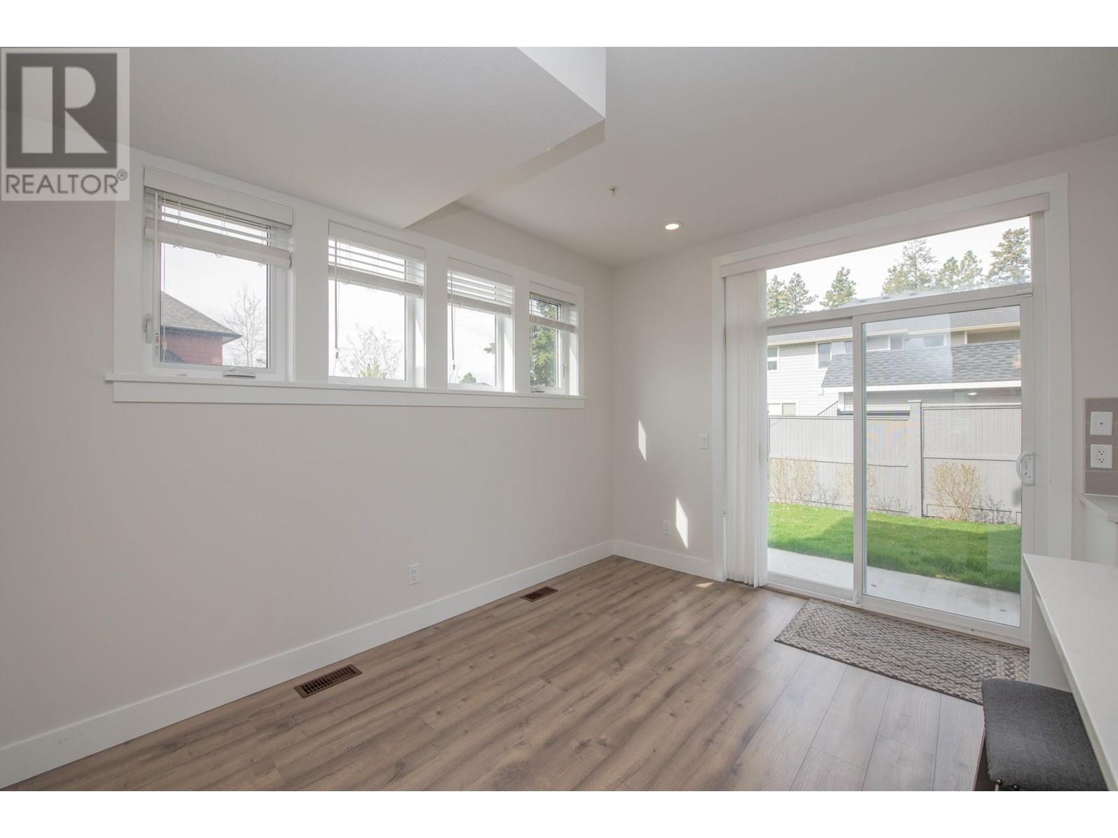 Property at 13098 Shoreline Way Unit# 74 image 5