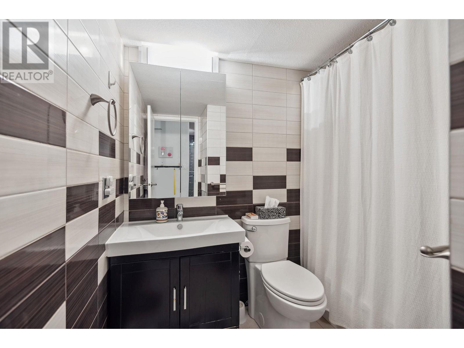 615 1330 Burrard Street, Vancouver, British Columbia  V6Z 2B8 - Photo 9 - R2989803