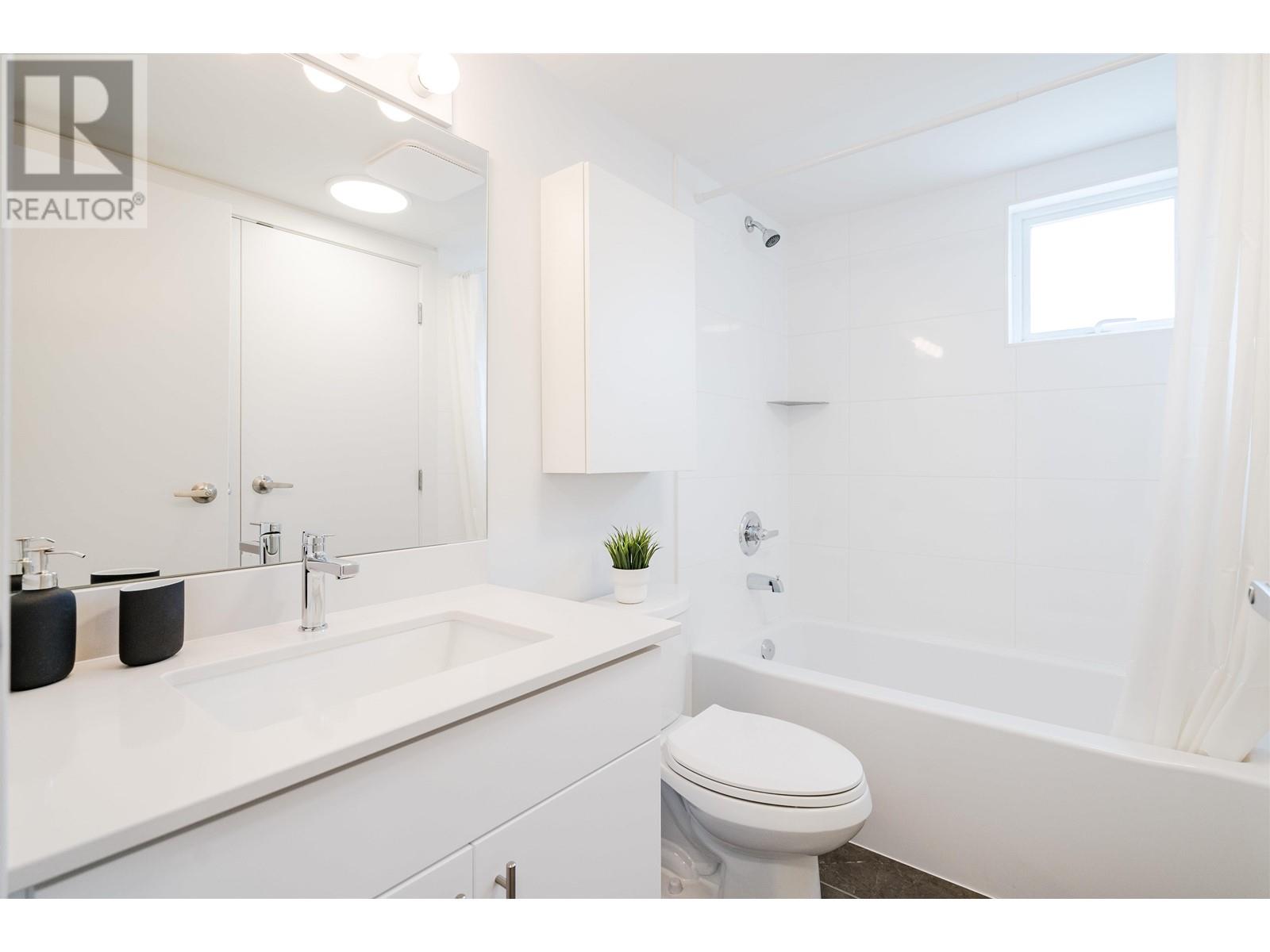 101 8690 Montcalm Street, Vancouver, British Columbia  V6P 4P8 - Photo 14 - R2989813