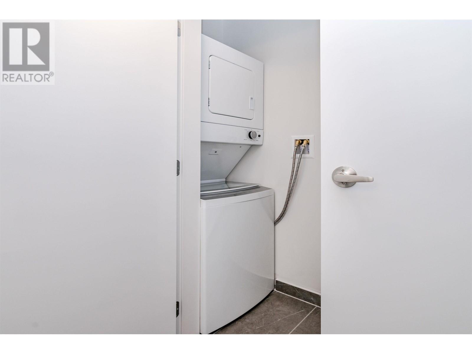 101 8690 Montcalm Street, Vancouver, British Columbia  V6P 4P8 - Photo 16 - R2989813