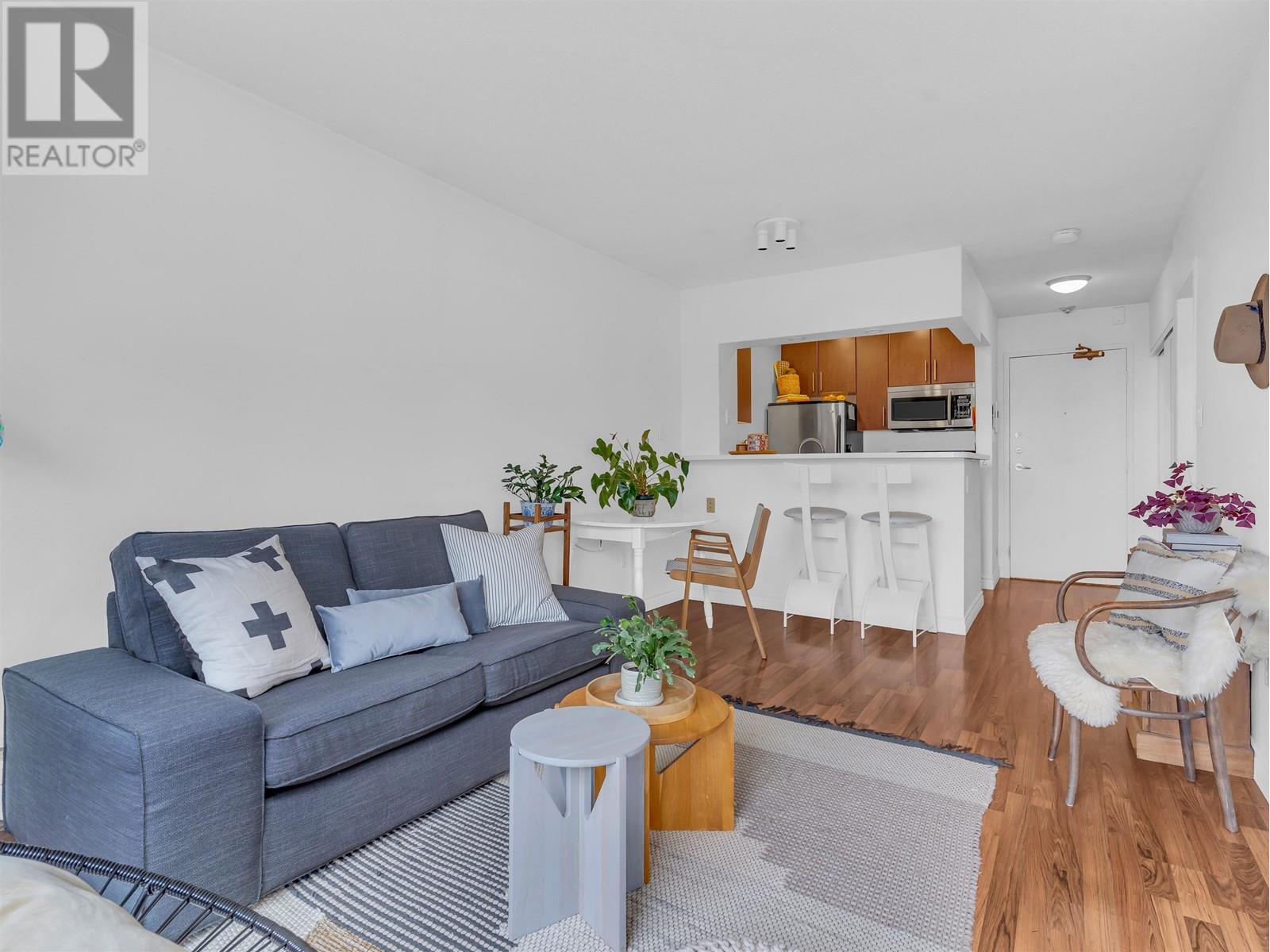 302 2330 Maple Street, Vancouver, British Columbia  V6J 3T6 - Photo 4 - R2989841