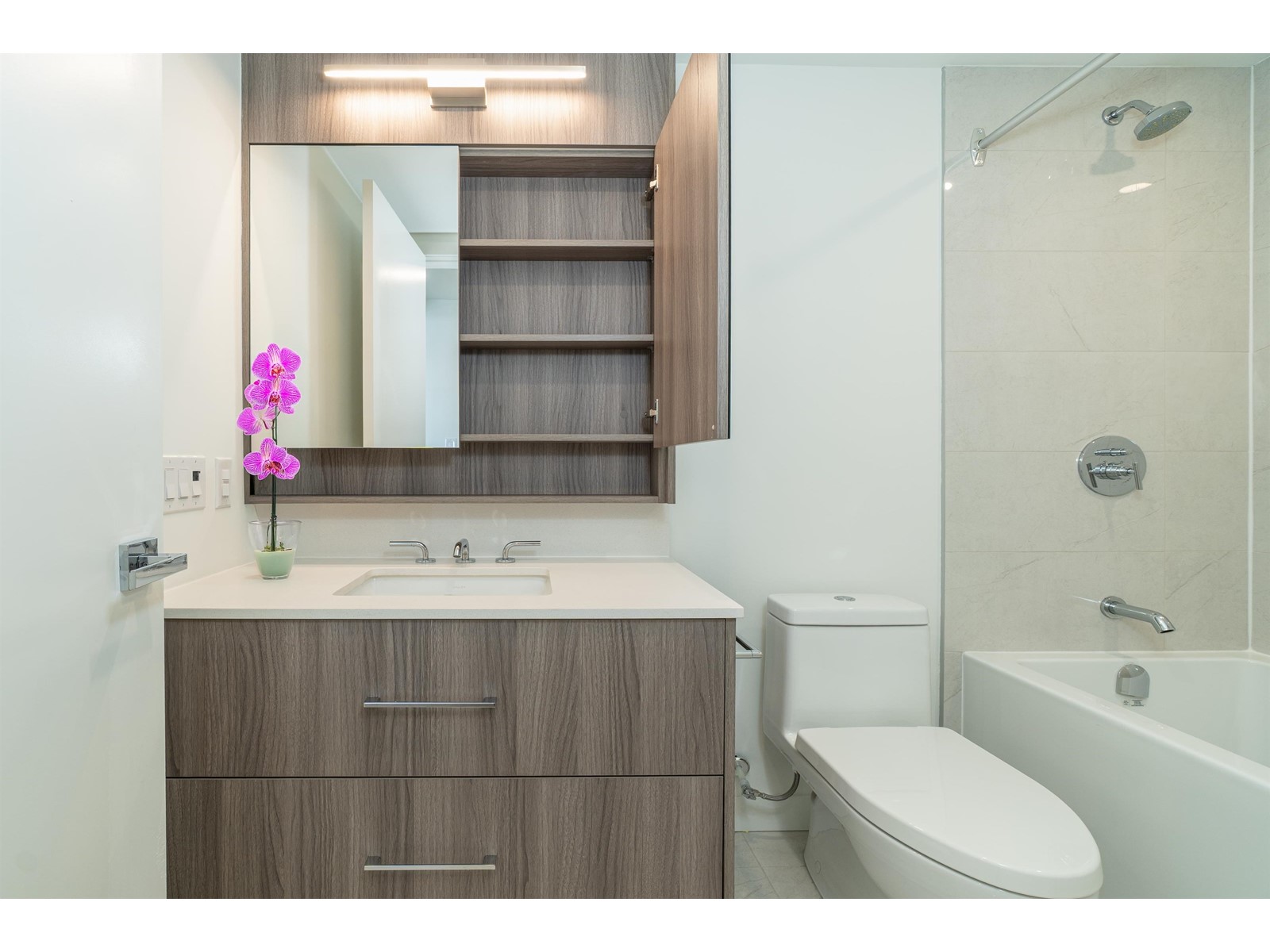 2601 9675 King George Boulevard, Surrey, British Columbia  V3T 0T7 - Photo 24 - R2989598