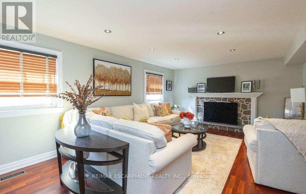 92 Auchmar Road, Hamilton, Ontario  L9C 1C5 - Photo 26 - X12078664