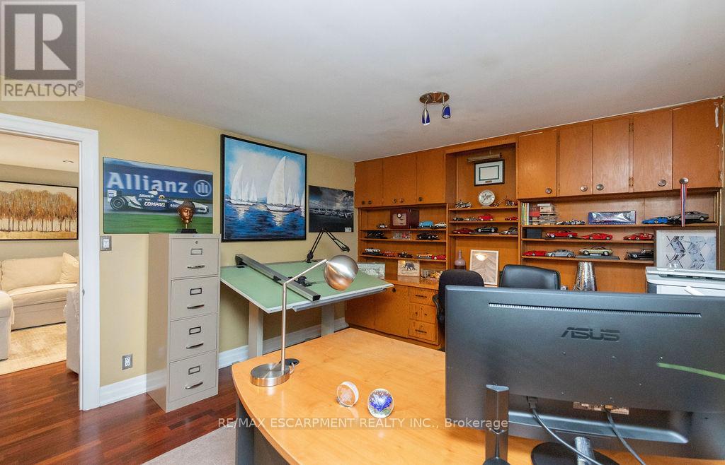 92 Auchmar Road, Hamilton, Ontario  L9C 1C5 - Photo 28 - X12078664